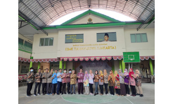 In House Training (IHT) Kurikulum Merdeka SMK Tamansiswa 1 Jakarta Meningkatkan Kualitas Pamong