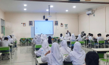 INTERVIEW MAGANG INDUSTRI SMK TAMANSISWA 1 JAKARTA DENGAN PT. SINAR SOSRO, TBK TAHUN 2025.