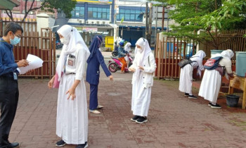 Antusias Peserta Didik Melaksanakan Pembelajaran Tatap Muka (PTM) SMK Tamansiswa 1 Jakarta